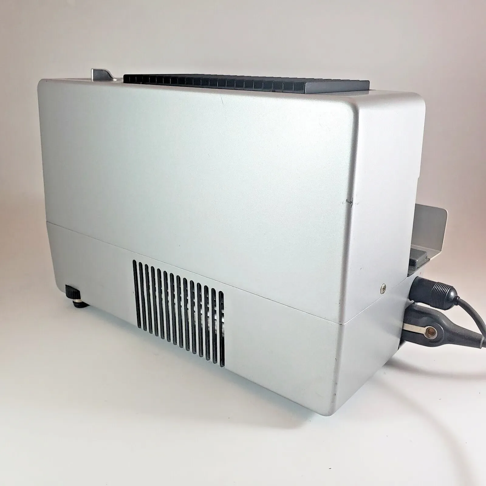 D-47 Slide Projector